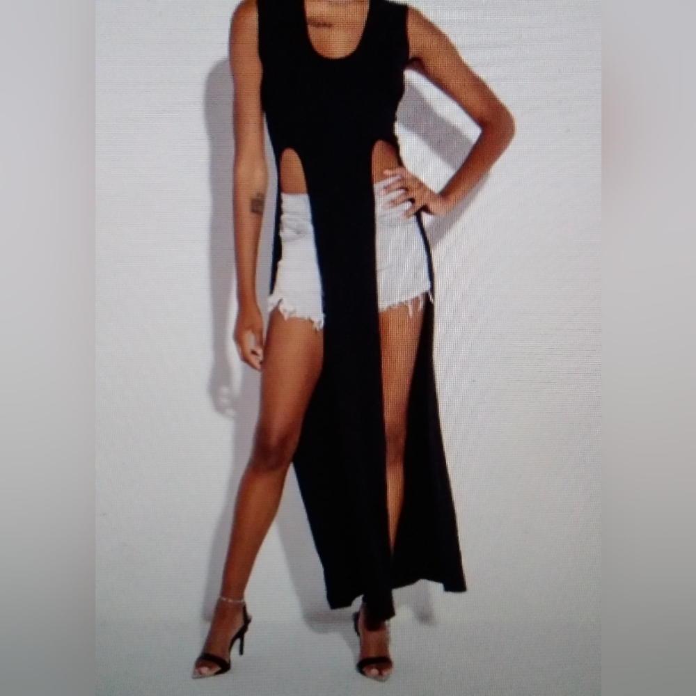 AKIRA Black Ribbed Blouse/Top